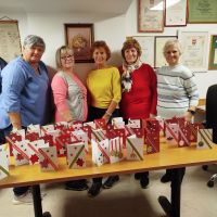 Ustvarjalne delavnice v ODI Dravinjske doline – izdelovanje novoletnih voščilnic 