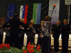 revija pevskih zborov 2009 008