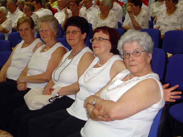 revija pevskih zborov 2009 034