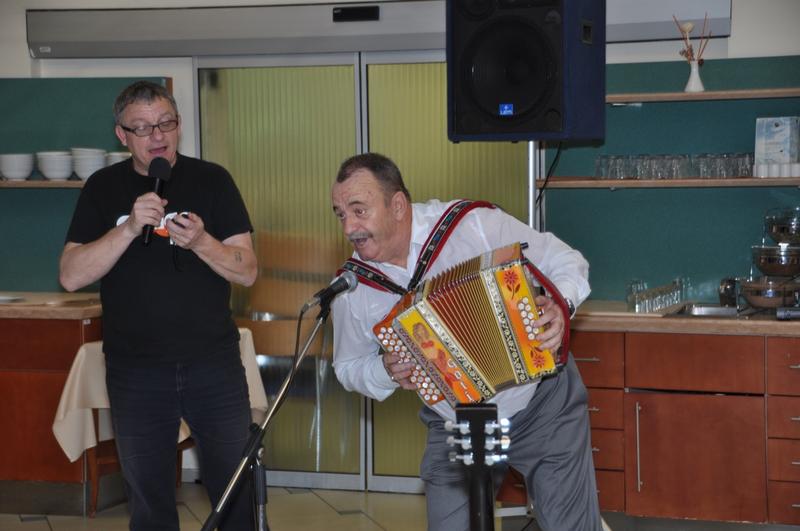Družabni večer